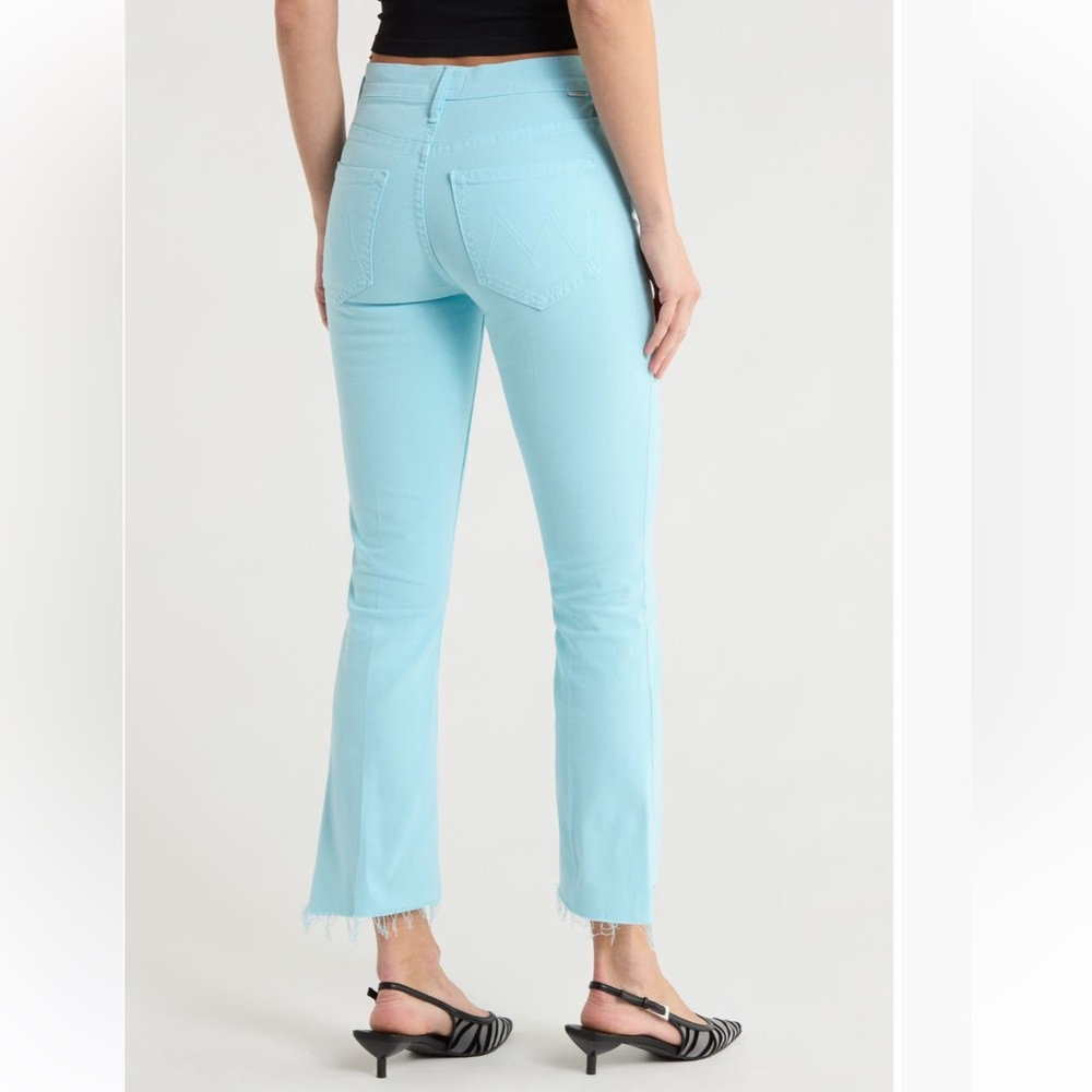 MOTHER The Insider Crop Step Fray in Sky Blue - Picture 2 of 13
